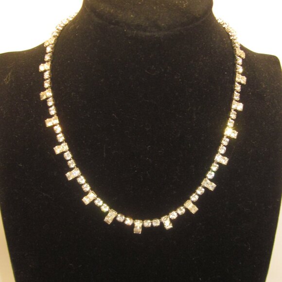 Vintage Jewelry - Vintage Rhinestone Choker